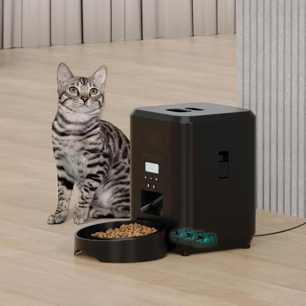 Intelligenter Futterautomat für Katzen & Hunde